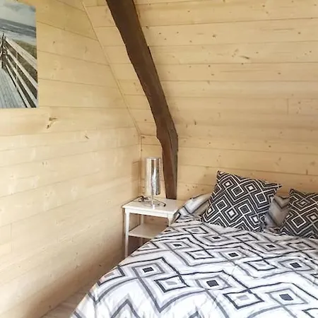 Spacieuse Avec Piscine A Aspin-en-lavedan, Vue Montagne. Вилла