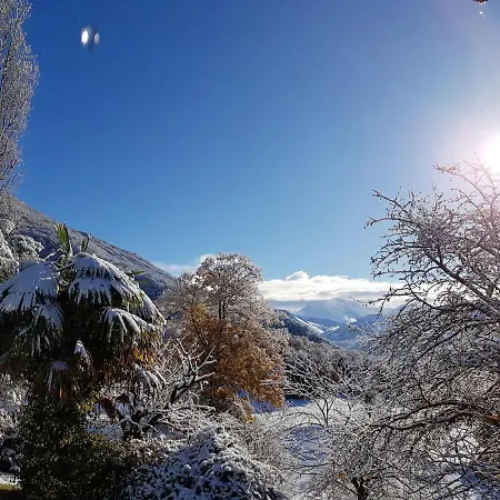 Spacieuse Avec Piscine A Aspin-en-lavedan, Vue Montagne. 빌라 아스핀앙라베당